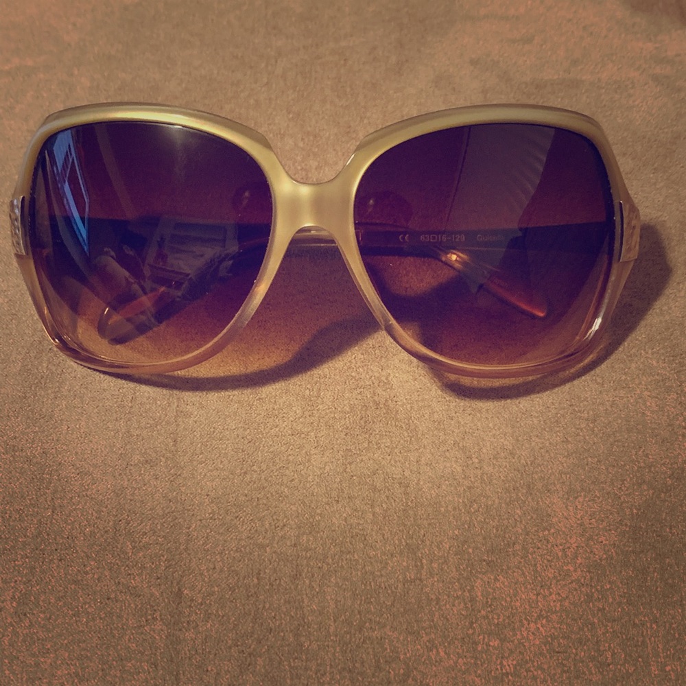 Authentic Oliver Peoples Guiselle sunglasses